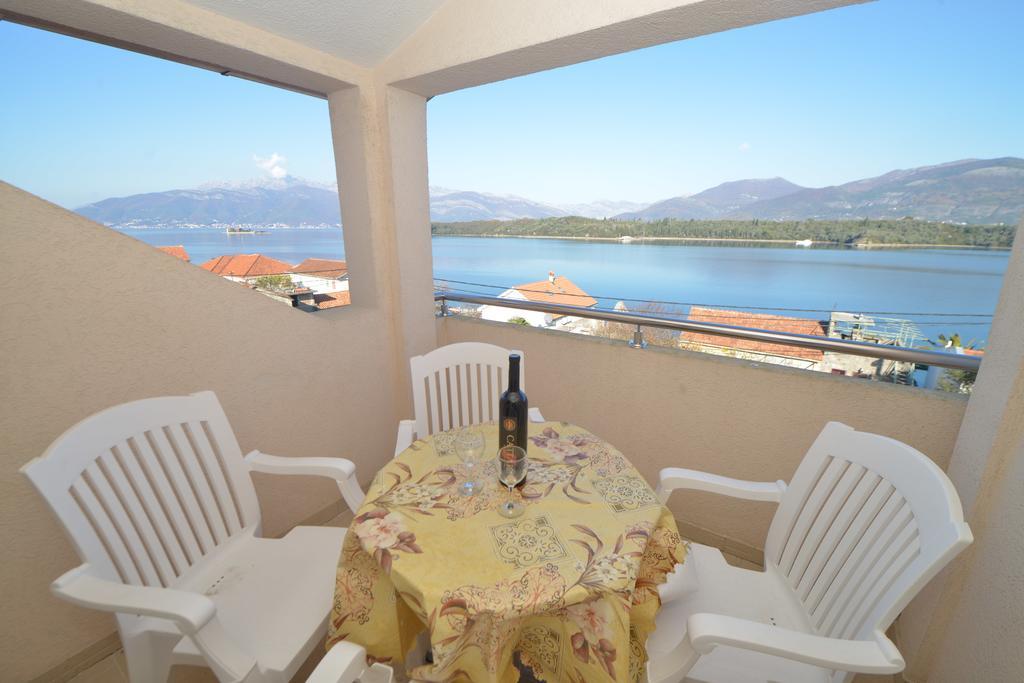 Apartments And Studios Jokic Tivat Zimmer foto