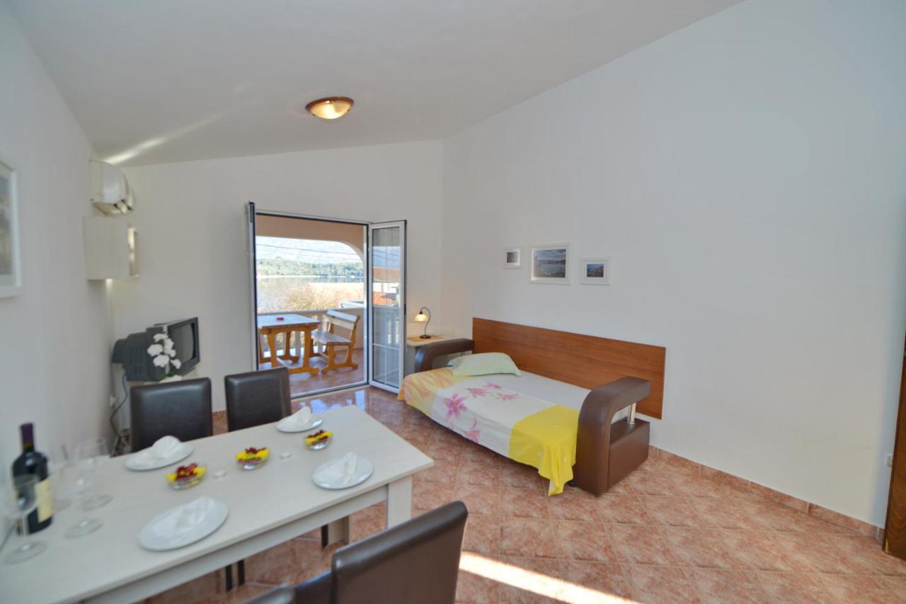 Apartments And Studios Jokic Tivat Zimmer foto