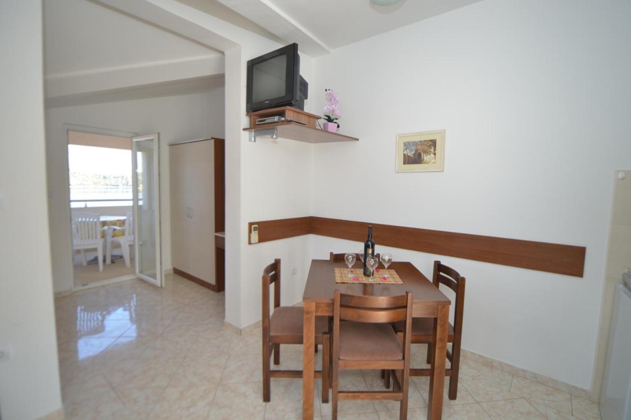 Apartments And Studios Jokic Tivat Zimmer foto